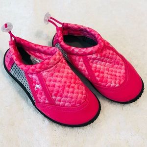 🌴Reel Legend Water Shoes🌴